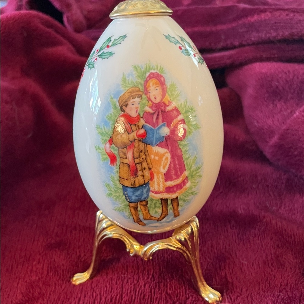 Lenox Christmas egg